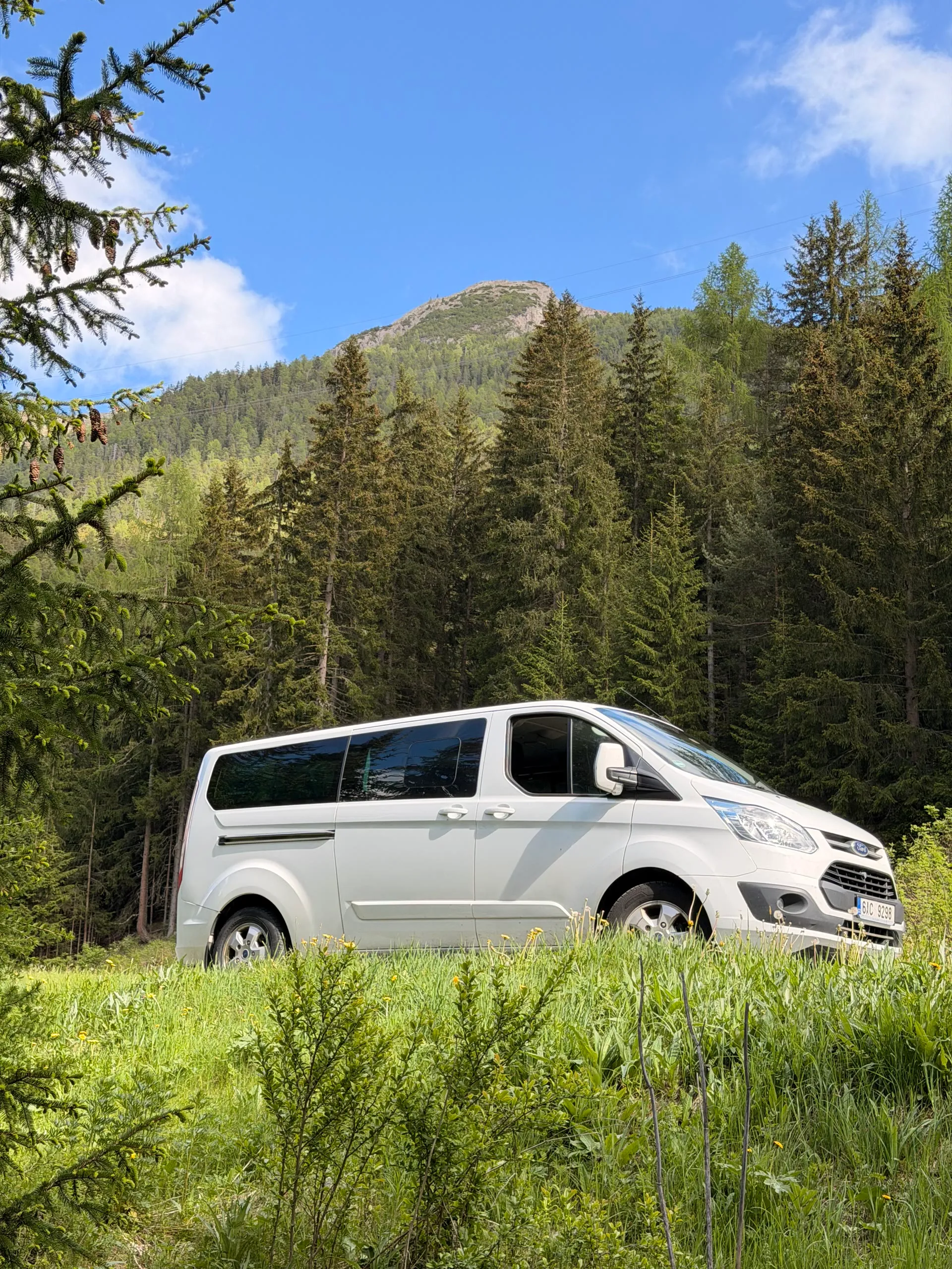 Momentka z roadtripu spací dodávkou
